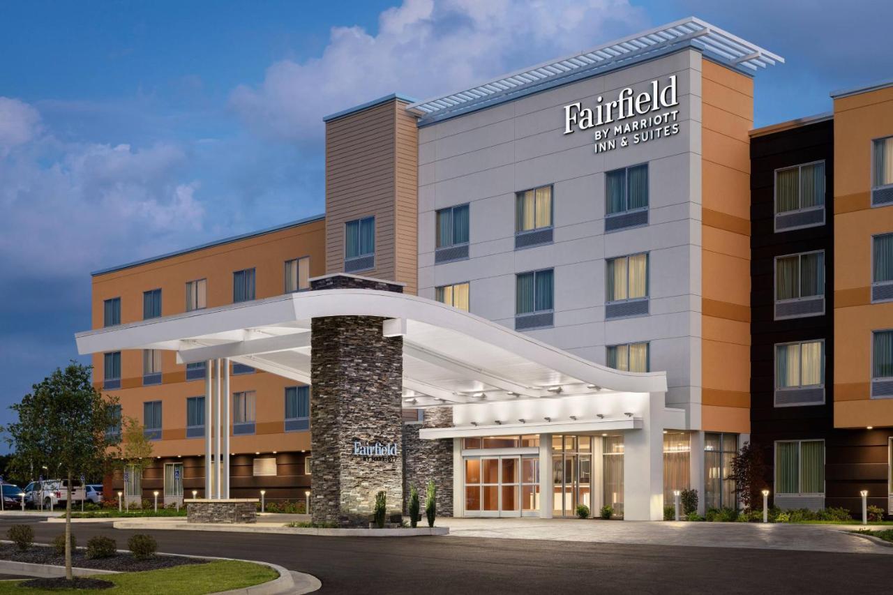 Fairfield By Marriott &